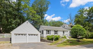 1 Maple Avenue, Hampstead, NH 03841