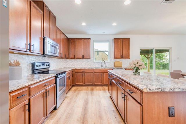401 Waterleaf BLVD, Kyle, TX 78640
