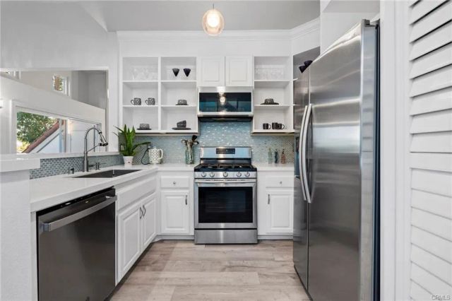 2 Logo Vista, Dana Point, CA 92629