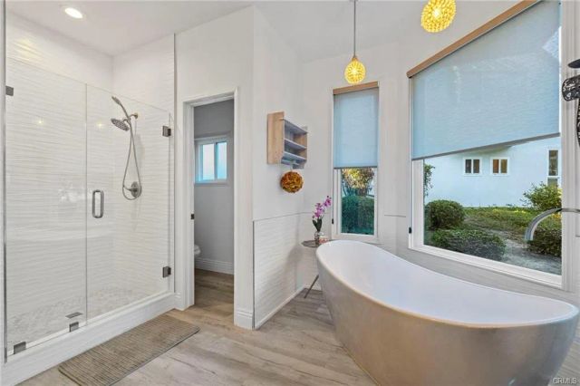 2 Logo Vista, Dana Point, CA 92629