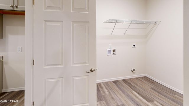 2221 Chase Street, Chipley, FL 32428