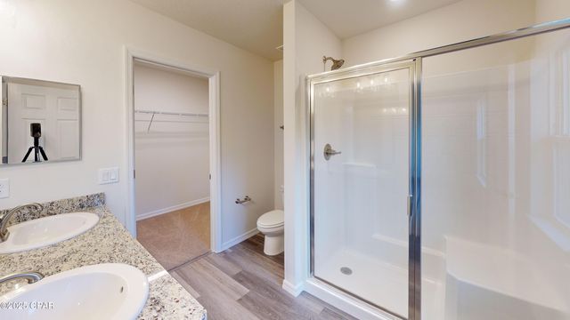 2221 Chase Street, Chipley, FL 32428