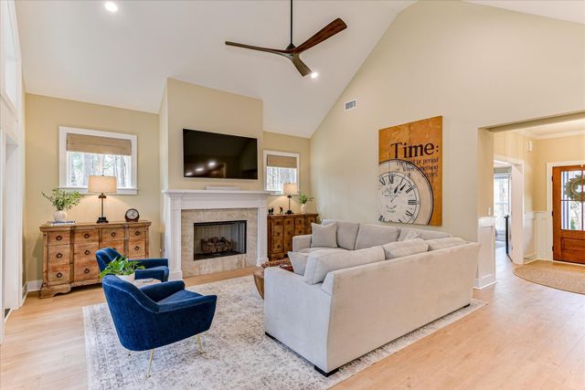 123 Charlotte Drive, Mc Cormick, SC 29835