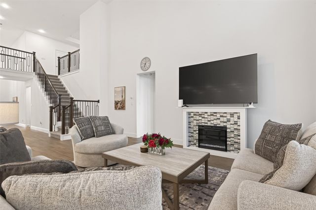 1939 Creekwood Cove, Missouri City, TX 77459