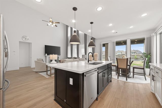 1939 Creekwood Cove, Missouri City, TX 77459