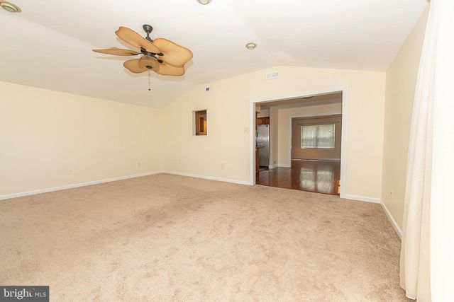 211 LAFAYETTE, Swedesboro, NJ 08085