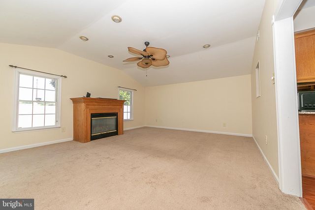 211 LAFAYETTE, Swedesboro, NJ 08085