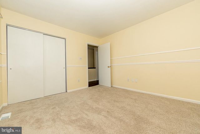 211 LAFAYETTE, Swedesboro, NJ 08085