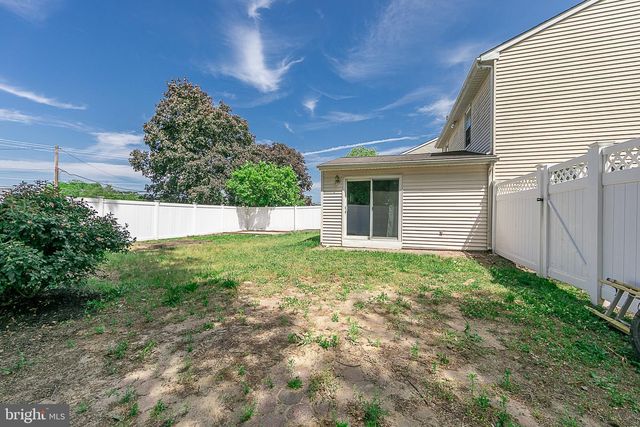 211 LAFAYETTE, Swedesboro, NJ 08085
