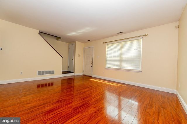 211 LAFAYETTE, Swedesboro, NJ 08085