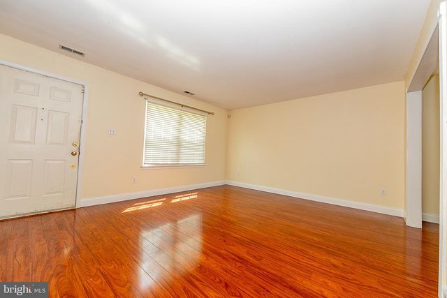 211 LAFAYETTE, Swedesboro, NJ 08085