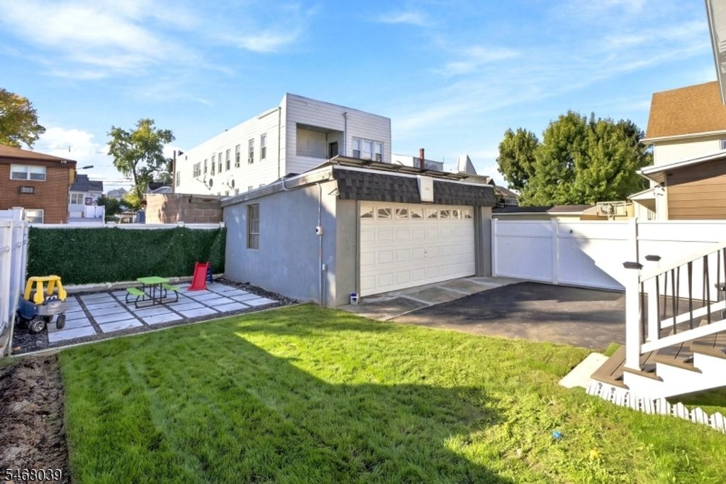 430 E 28Th St, Paterson City, NJ 07514 — photo 4