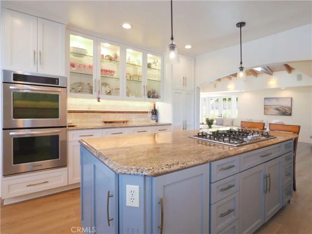 700 Yarmouth Road, Palos Verdes Estates, CA 90274