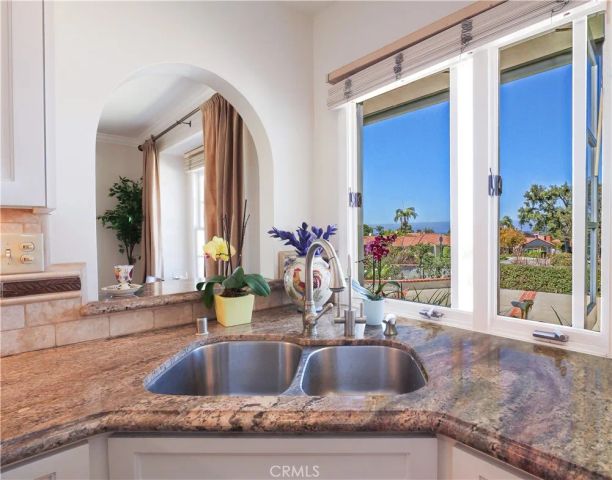 700 Yarmouth Road, Palos Verdes Estates, CA 90274