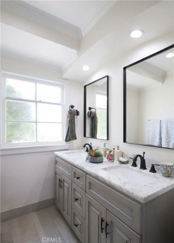 700 Yarmouth Road, Palos Verdes Estates, CA 90274