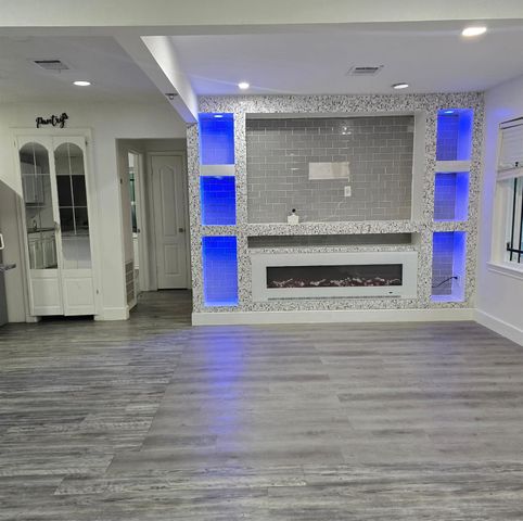 5739 Waterford Drive, Houston, TX 77033