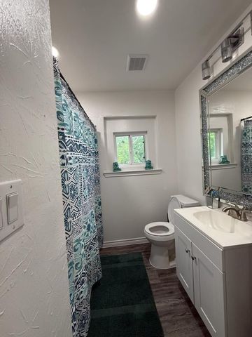 5739 Waterford Drive, Houston, TX 77033