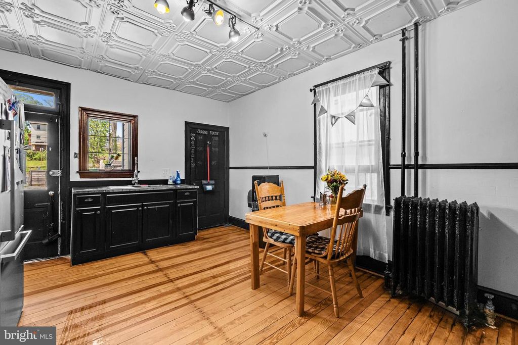 Image 14 of property listing at 173 SUMMIT AVE, Hagerstown, MD 21740