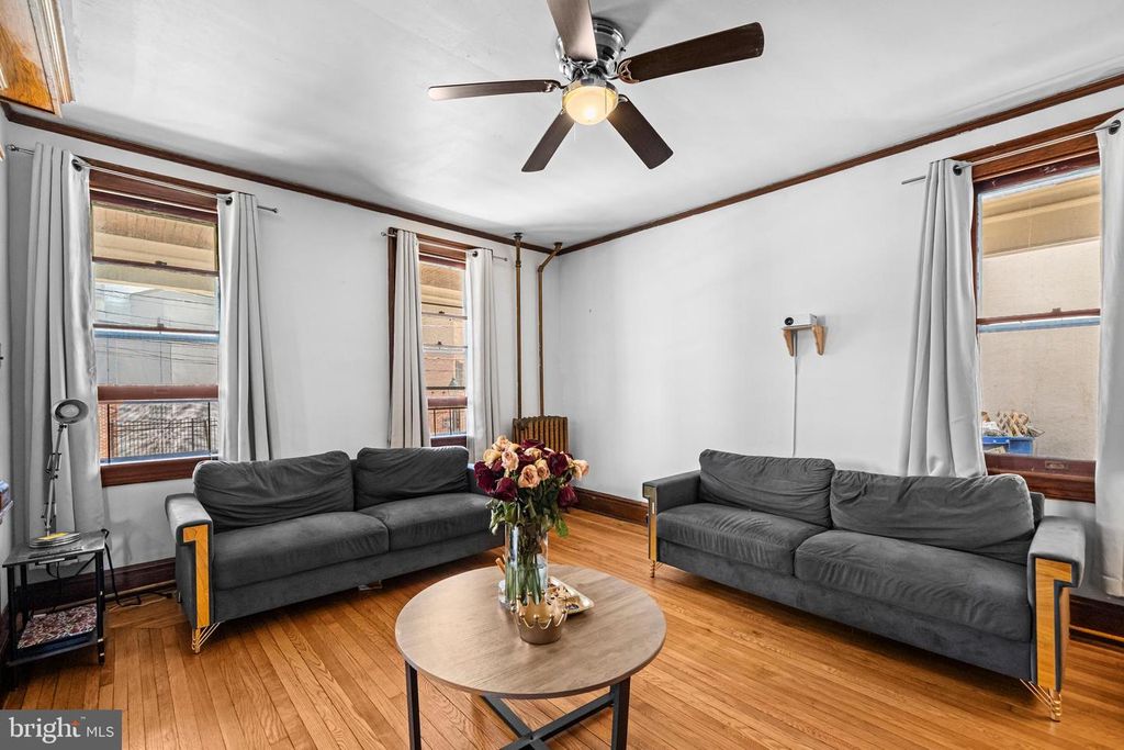 Image 6 of property listing at 173 SUMMIT AVE, Hagerstown, MD 21740