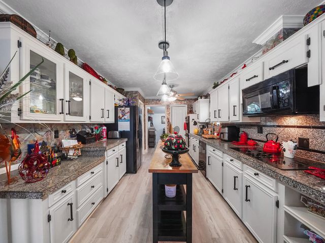 14014 Locke Lane, Houston, TX 77077