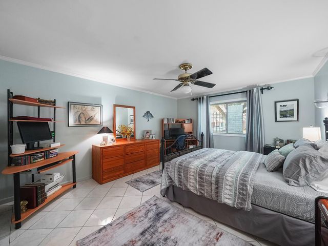 14014 Locke Lane, Houston, TX 77077