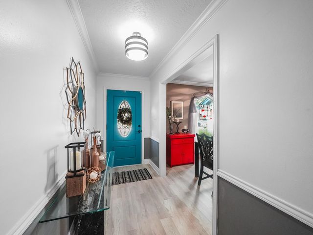 14014 Locke Lane, Houston, TX 77077