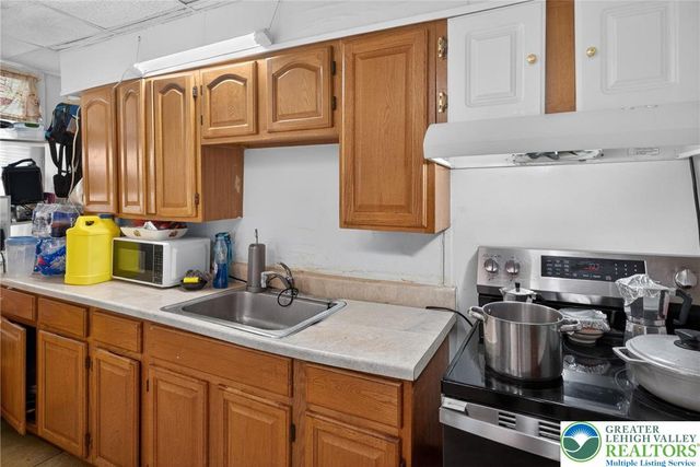 733 Chew Street, Allentown City, PA 18102