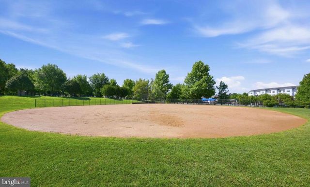 14404 KINGS CROSSING BLVD, Boyds, MD 20841