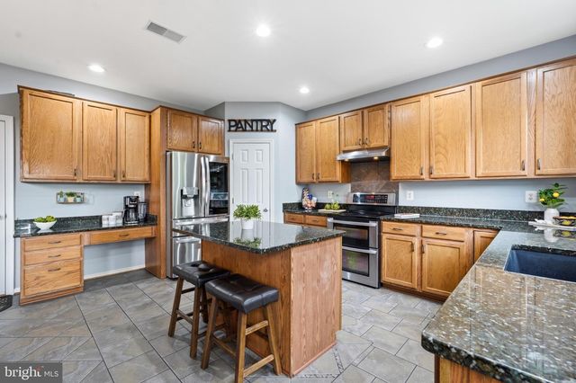 14404 KINGS CROSSING BLVD, Boyds, MD 20841