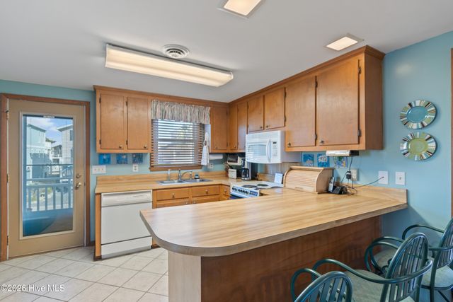 27 Scotland Street, Ocean Isle Beach, NC 28469