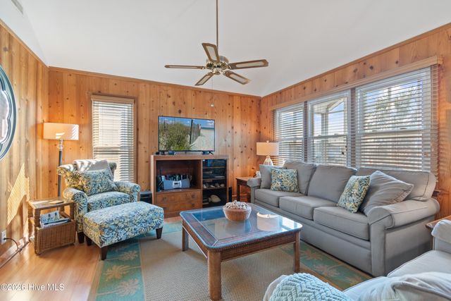 27 Scotland Street, Ocean Isle Beach, NC 28469