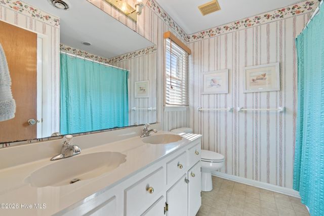 27 Scotland Street, Ocean Isle Beach, NC 28469