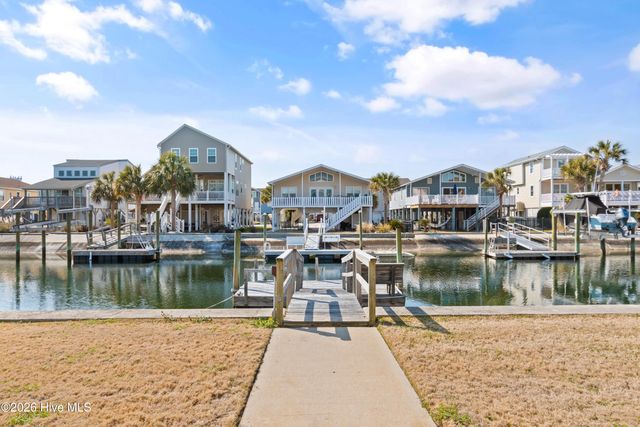 27 Scotland Street, Ocean Isle Beach, NC 28469