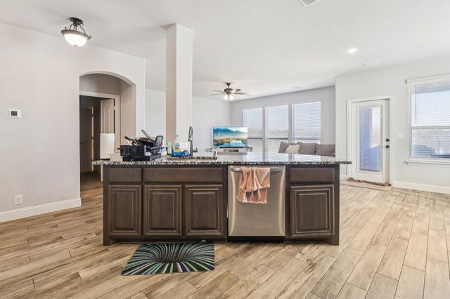 305 White Tail Lane, Alvarado, TX 76009