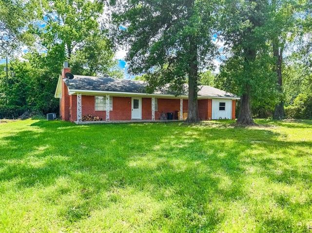 1085 Duke Road, Kennard, TX 75847