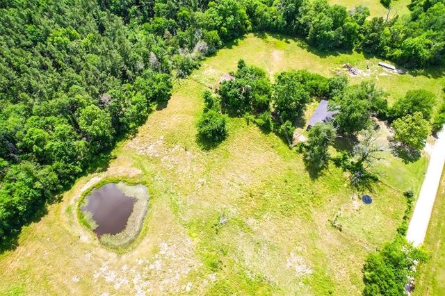 1085 Duke Road, Kennard, TX 75847