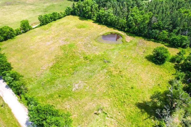 1085 Duke Road, Kennard, TX 75847