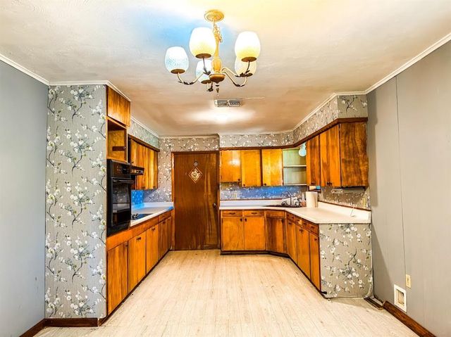 1085 Duke Road, Kennard, TX 75847