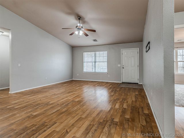 11388 N 120th East Avenue, Owasso, OK 74055