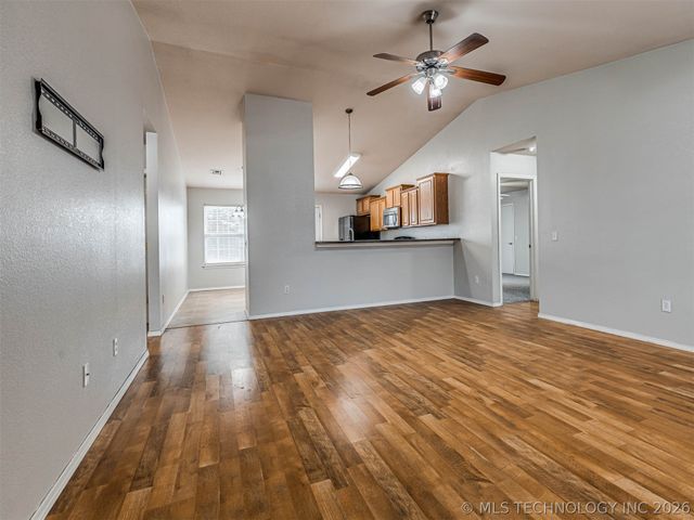 11388 N 120th East Avenue, Owasso, OK 74055