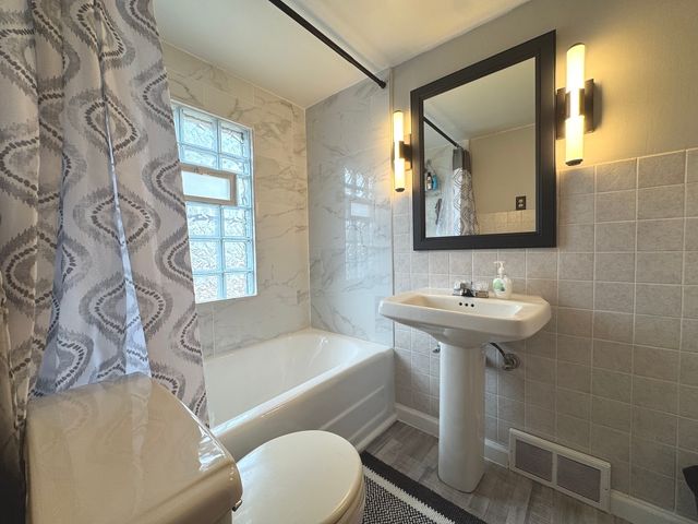 123 S Alma Avenue, Kankakee, IL 60901