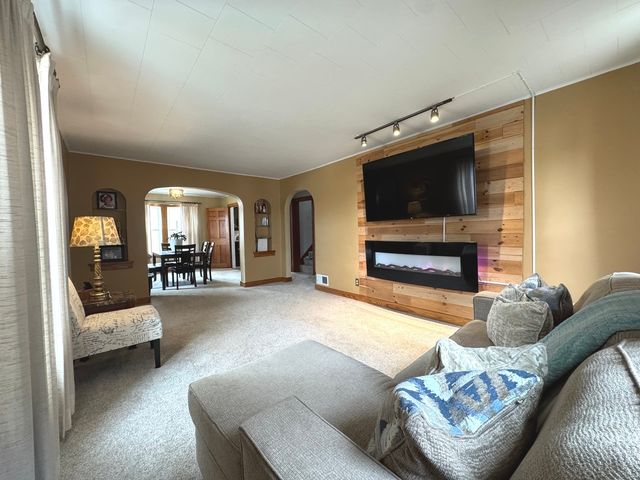 123 S Alma Avenue, Kankakee, IL 60901