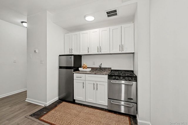 2241 Palmer Avenue 1D, New Rochelle, NY 10801