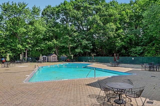 2241 Palmer Avenue 1D, New Rochelle, NY 10801