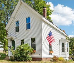 43 Adams, Haverhill, MA 01830