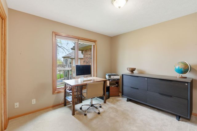 5135 N Harborside Ct, Wichita, KS 67204