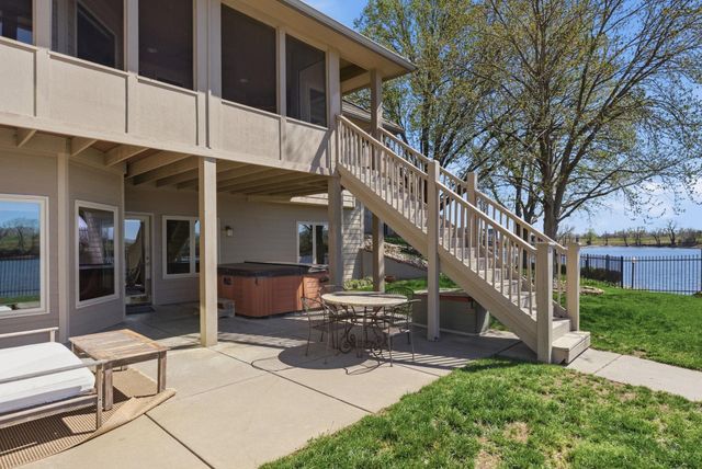 5135 N Harborside Ct, Wichita, KS 67204