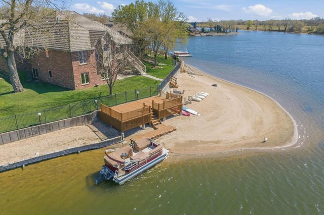 5135 N Harborside Ct, Wichita, KS 67204