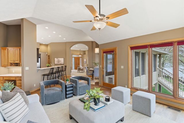 5135 N Harborside Ct, Wichita, KS 67204