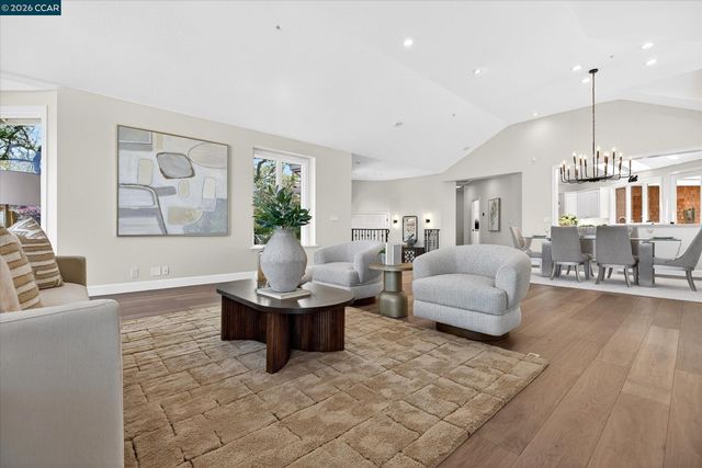 10 Diablo Oaks Way, Lafayette, CA 94549